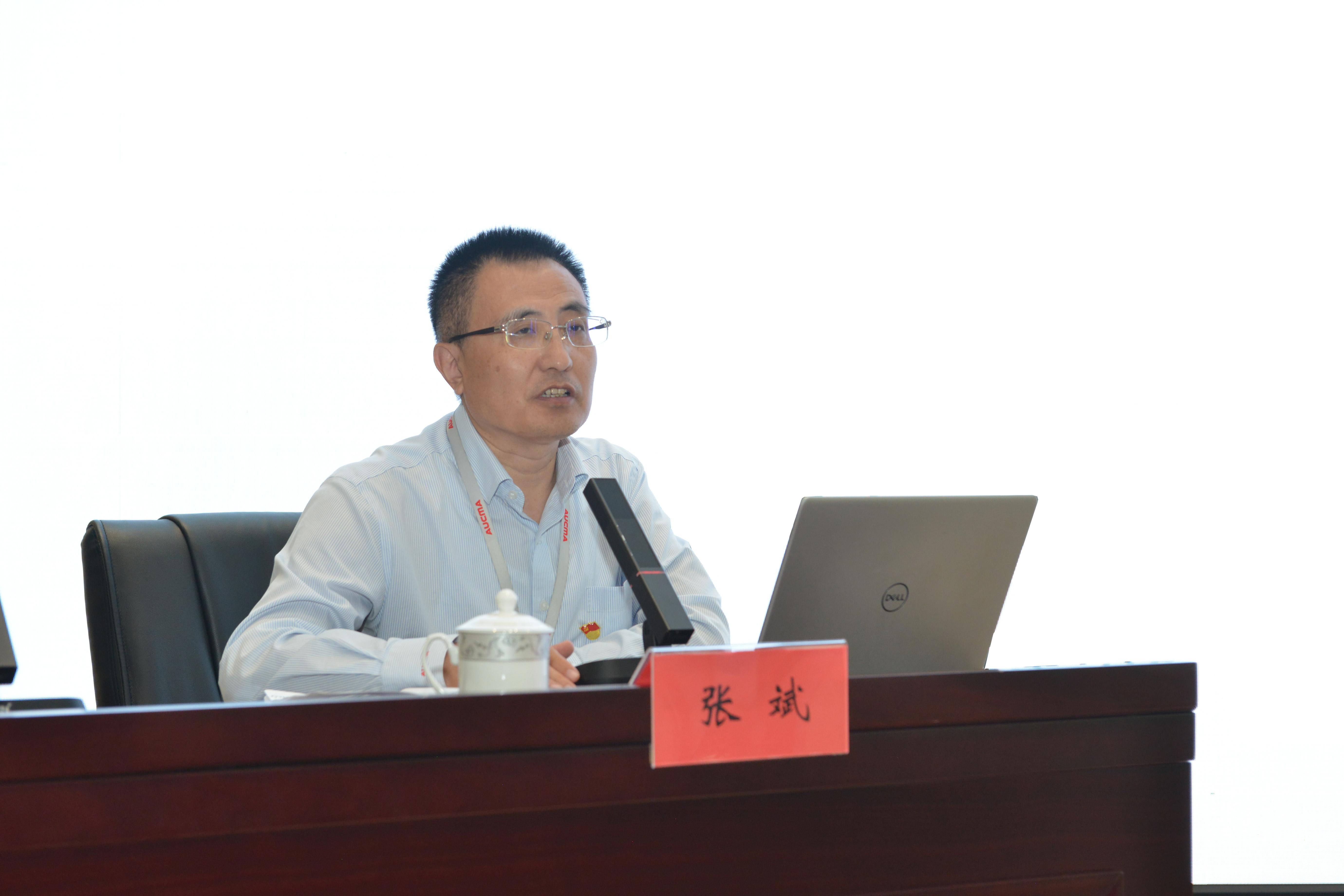 澳柯瑪控股集團(tuán)黨委舉辦學(xué)習(xí)貫徹習(xí)近平新時(shí)代中國(guó)特色社會(huì)主義思想主題教育第四專題讀書班.jpg